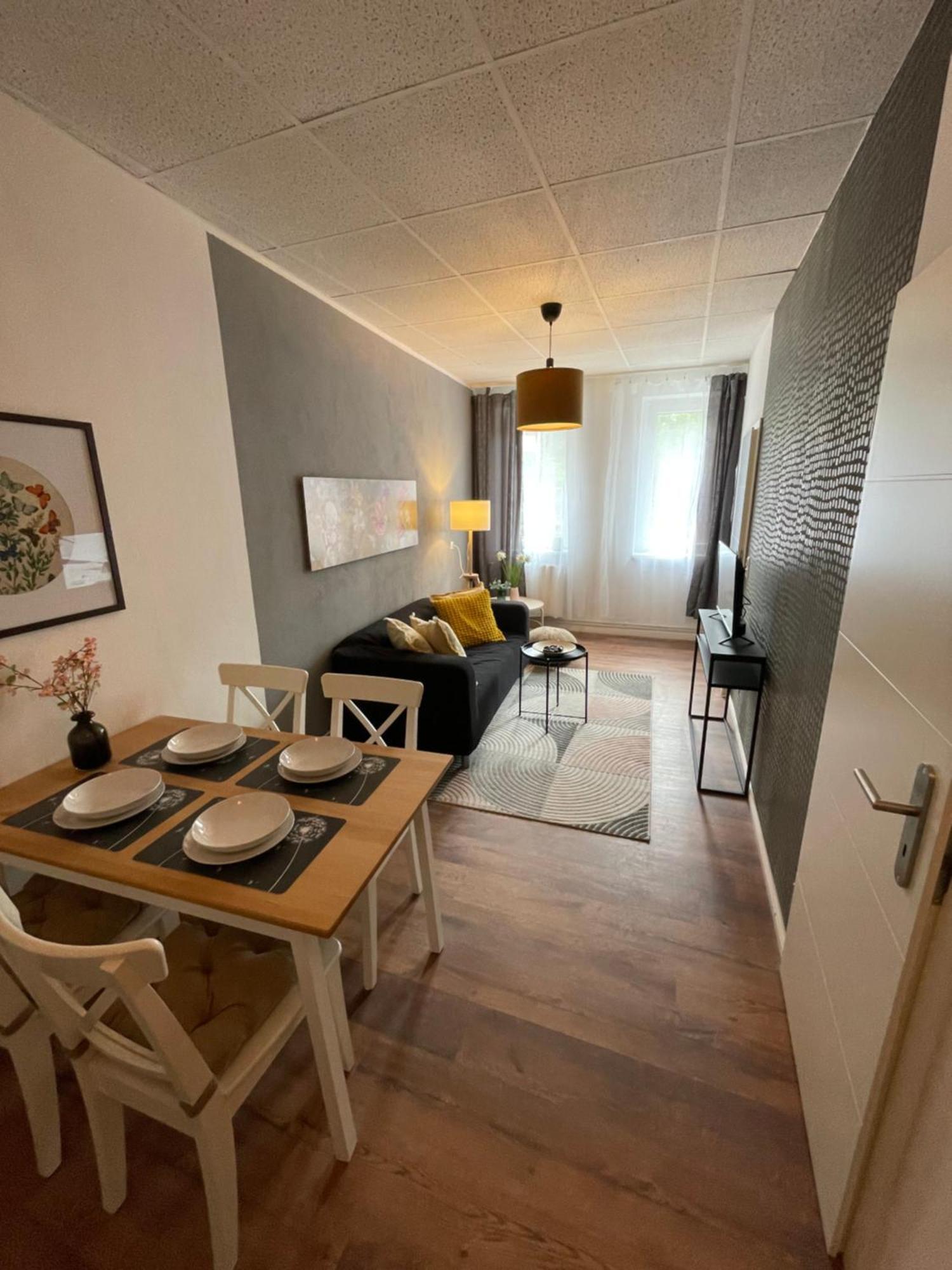 Appartement "Ilse" An Der Goitzsche Inklusive Parkplatz Bitterfeld-Wolfen المظهر الخارجي الصورة